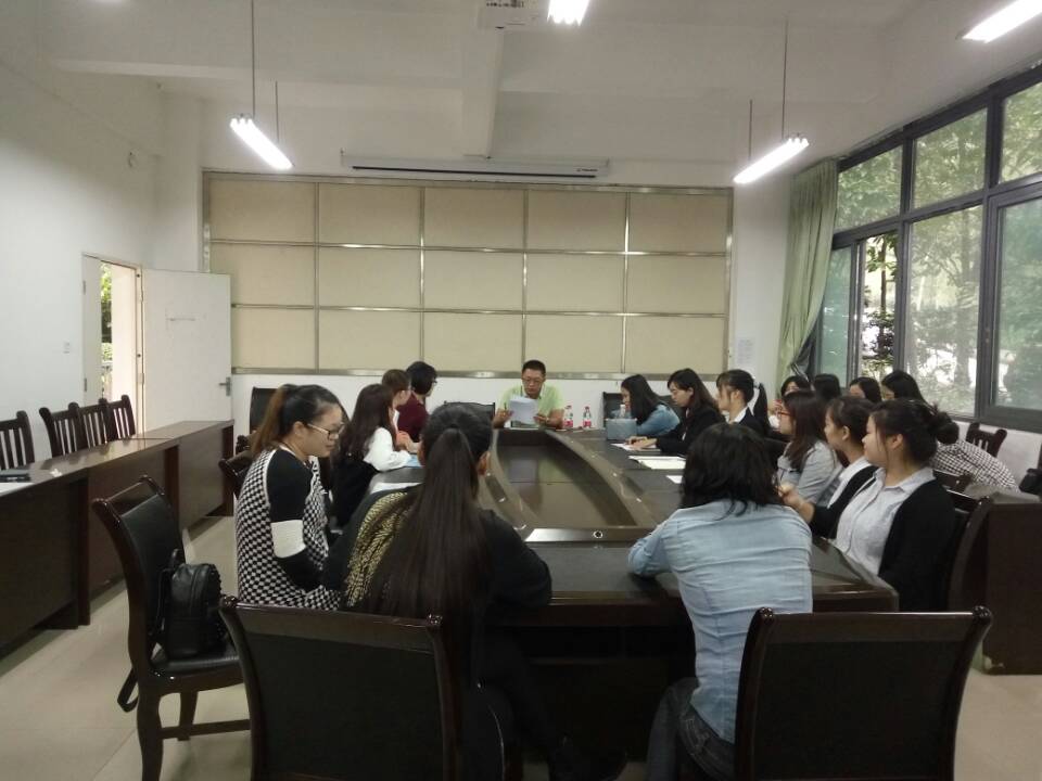 招聘现场一